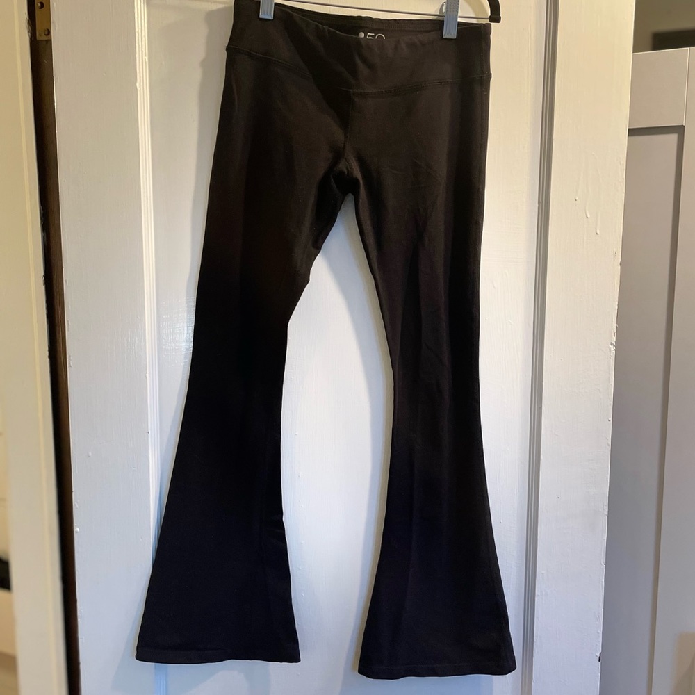 SPLITS59 - RAQUEL FLARED LEGGING